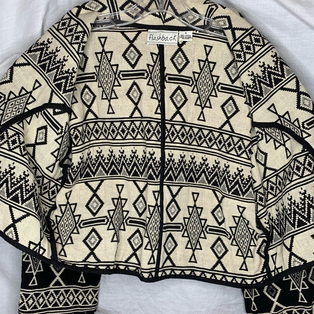 Flashback Bolero Jacket Geometric Patterns Women’… - image 7